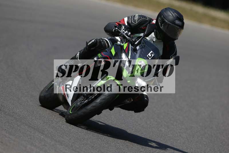 Archiv-2023/28 05.06.2023 Moto Club Anneau du Rhin/blanc-novice/5